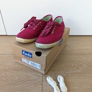 Keds Champion Originals Low Top Sneaker, Red, Size 6